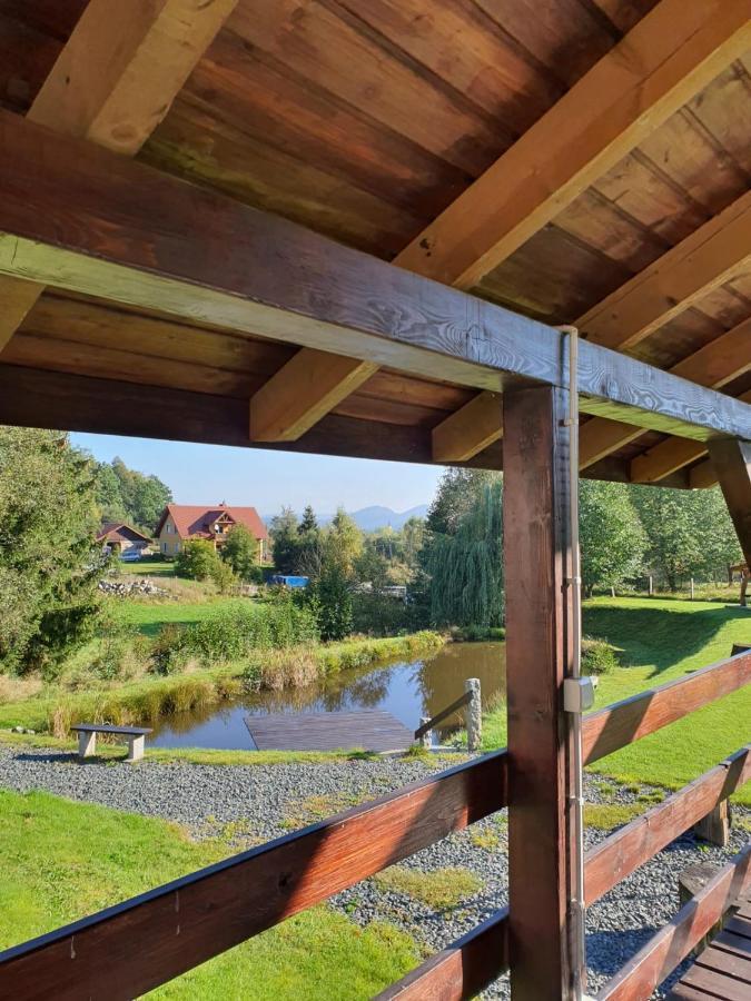 Czerwony Dworek Apartments: Green Oasis with Playground, Grill & Fishing Pond Myslakowice Exterior photo